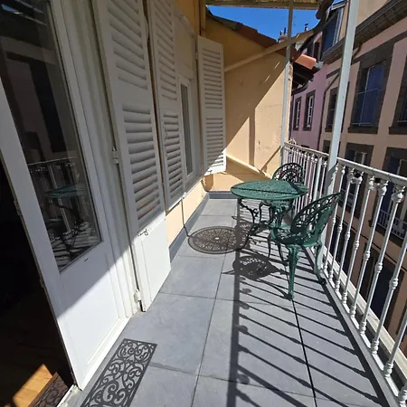 Avec Terrasse Centre Historique Apartment *