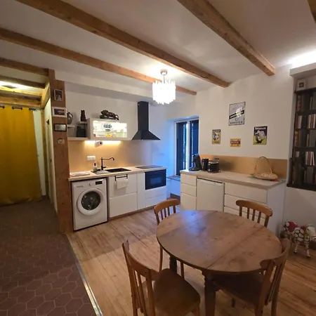 Apartment Avec Terrasse Centre Historique *